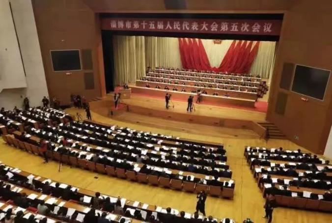 堅持綠色發展 加快創新步伐—李學董事長在“兩會”