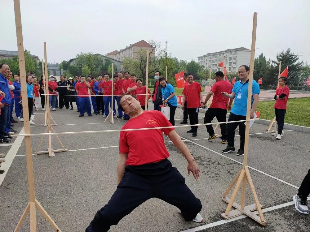 致敬五四精神 傳遞青春力量——集團成功舉辦第二十一屆“重山杯”職工運動會13