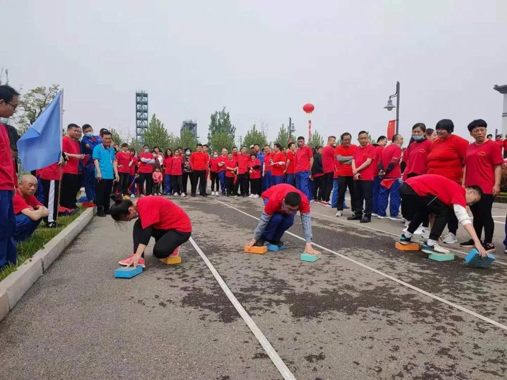 致敬五四精神 傳遞青春力量——集團成功舉辦第二十一屆“重山杯”職工運動會13
