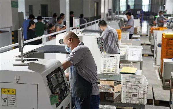 產業集群化發展的“淄博實踐”