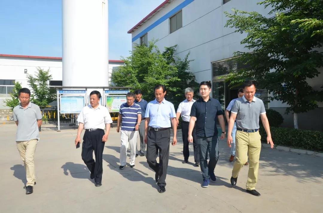 省中小企業局胡立新副局長一行來重山光電調研考察